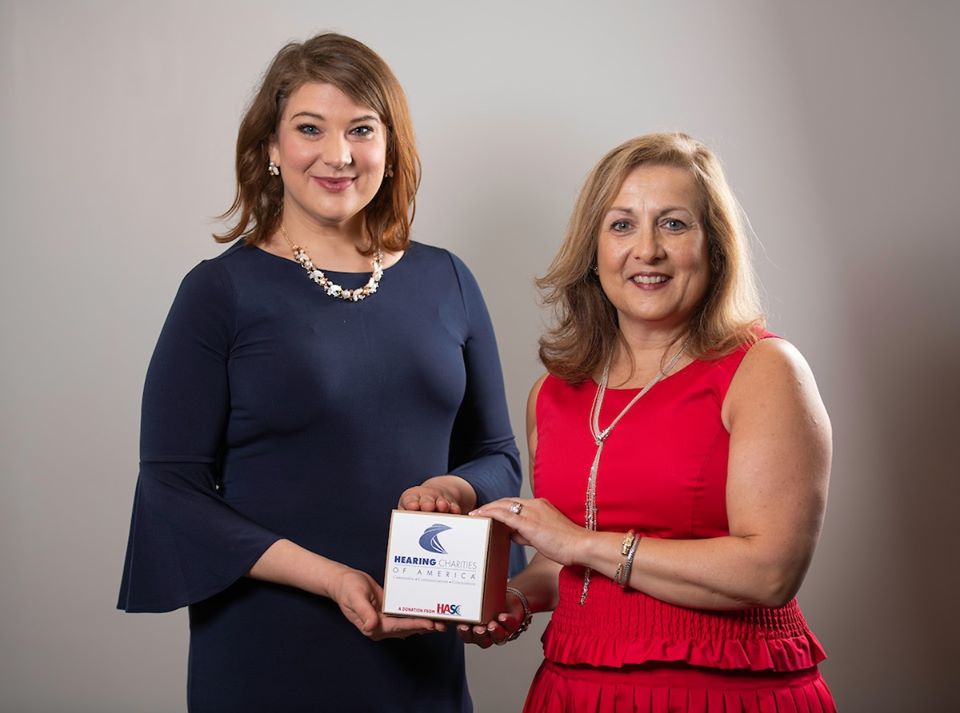 Staff of Hearing Associates of South Carolina - Aiken receiving award