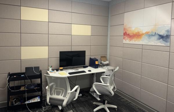 Our Spacious, comfortable home theater-like testing room 